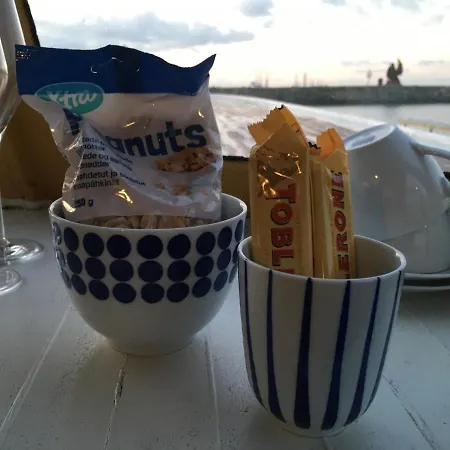 Yachten Emma Botel Fano